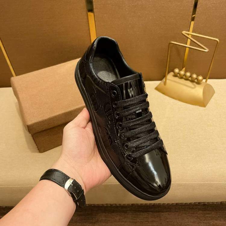 Picture of Gucci Shoes _SKUGuccisz38-44mnf03569103
